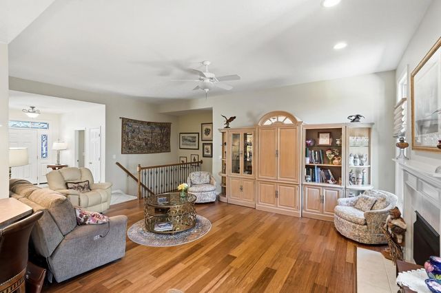 68 Bridgewater Drive, South Lebanon, OH 45065