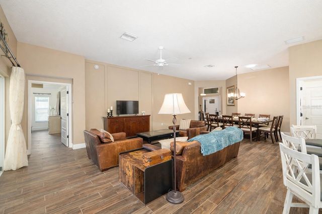 562 JAMES ROAD, The Villages, FL 32163