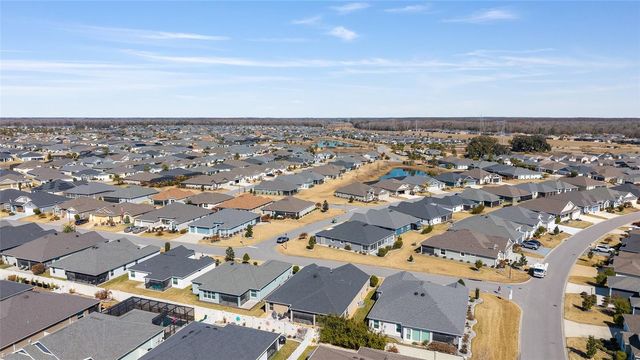 562 JAMES ROAD, The Villages, FL 32163