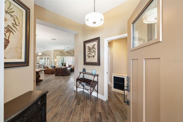 562 JAMES ROAD, The Villages, FL 32163