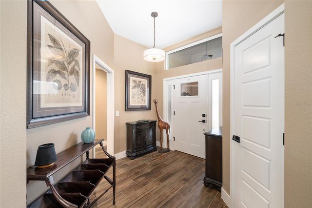 562 JAMES ROAD, The Villages, FL 32163