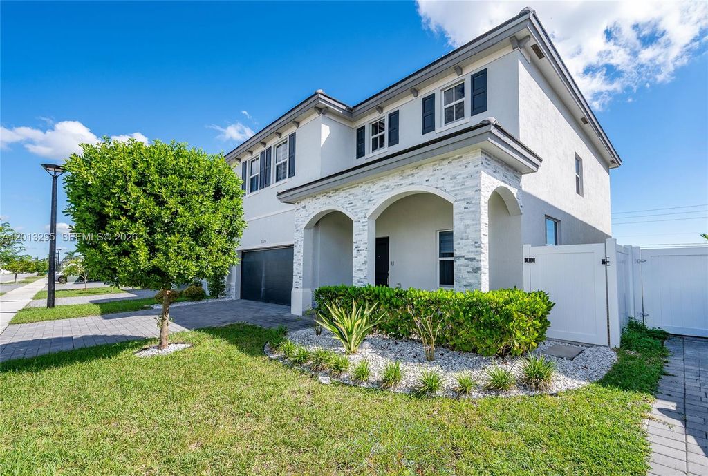 21325 SW 127th Court, Miami, FL 33177