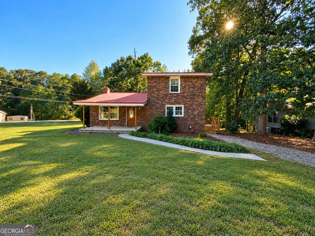 348 Knottywood Drive, Lavonia, GA 30553 — photo 4