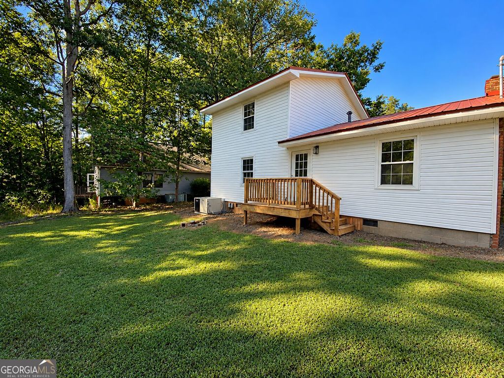 348 Knottywood Drive, Lavonia, GA 30553 — photo 5