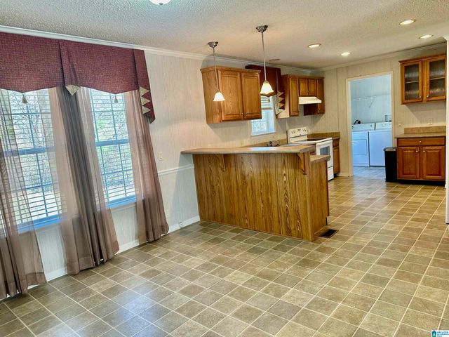 231 64TH STREET W, Anniston, AL 36206