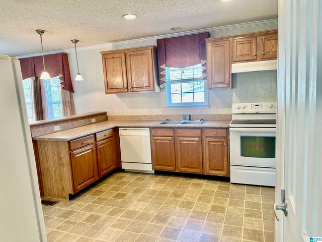 231 64TH STREET W, Anniston, AL 36206