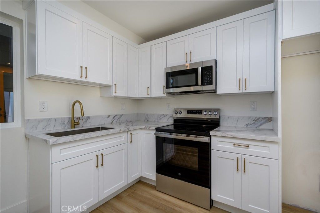 5824 B Gage, Bell Gardens, CA 90201