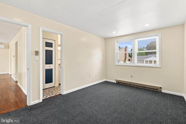 111 TANGLEWOOD LN, Lancaster, PA 17601