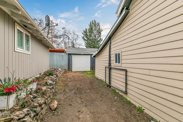 528 Pearl Street, Medford, OR 97504