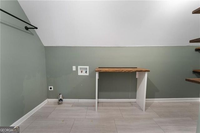 4464 Windsor Oaks Drive, Marietta, GA 30066