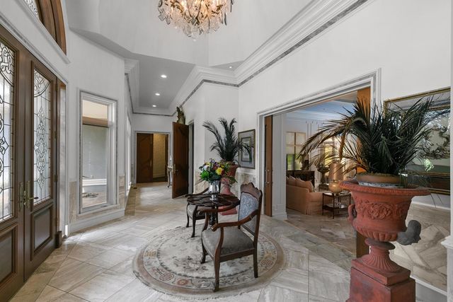 109 Royal Highlands Ln., Dothan, AL 36305