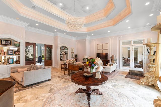 109 Royal Highlands Ln., Dothan, AL 36305