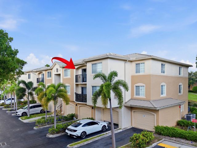 900 CRESTWOOD Court S 920, Royal Palm Beach, FL 33411
