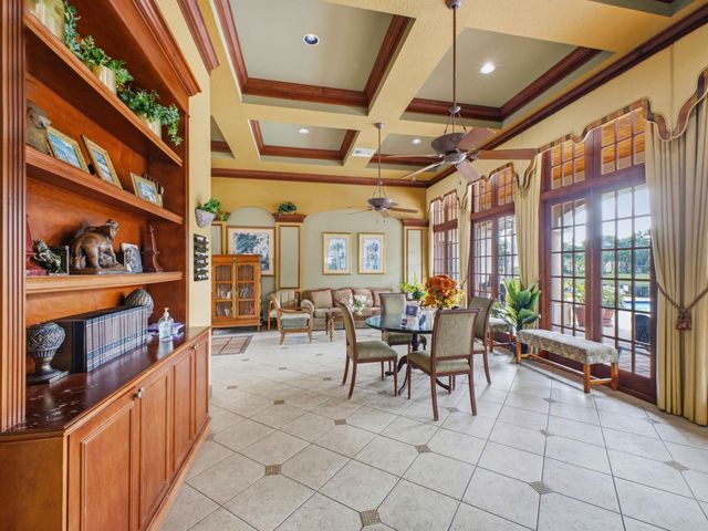 900 CRESTWOOD Court S 920, Royal Palm Beach, FL 33411
