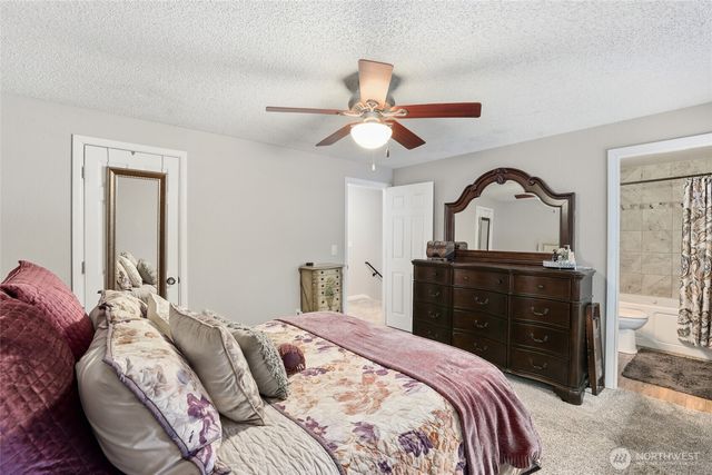 23439 SE 264th Street, Maple Valley, WA 98038