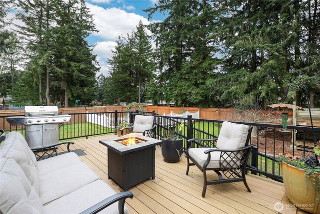 23439 SE 264th Street, Maple Valley, WA 98038