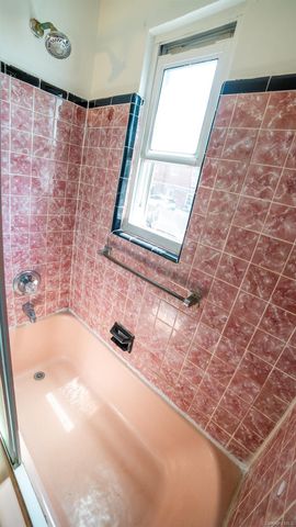 3830 Barnes Avenue, Bronx, NY 10467