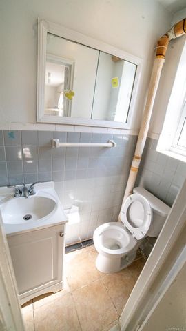 3830 Barnes Avenue, Bronx, NY 10467