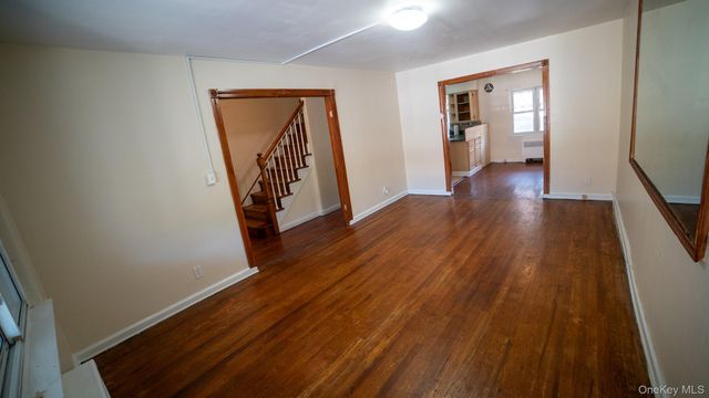 3830 Barnes Avenue, Bronx, NY 10467
