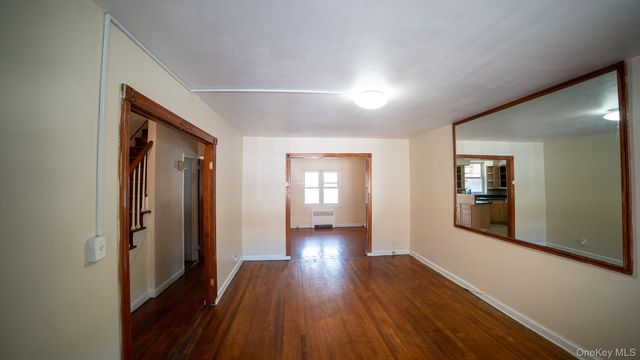 3830 Barnes Avenue, Bronx, NY 10467