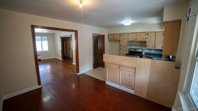 3830 Barnes Avenue, Bronx, NY 10467