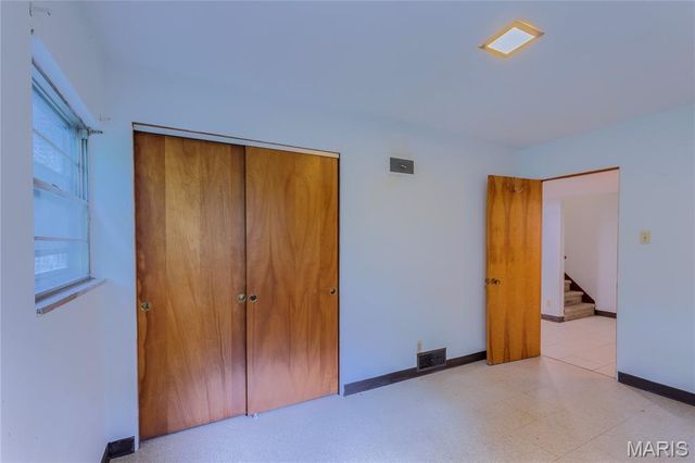 828 Willoway Avenue, East Alton, IL 62024