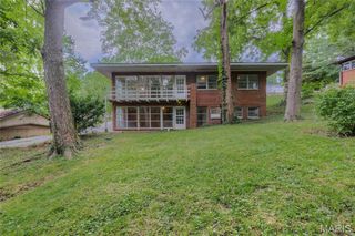 828 Willoway Avenue, East Alton, IL 62024