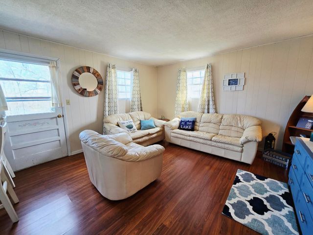 150 Lakeview Circle, Nancy, KY 42544