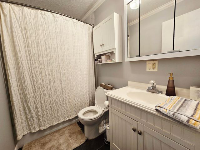 150 Lakeview Circle, Nancy, KY 42544