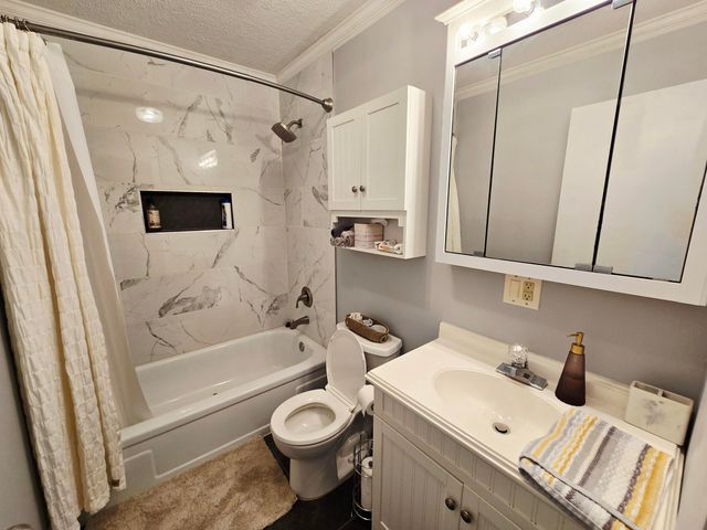 150 Lakeview Circle, Nancy, KY 42544