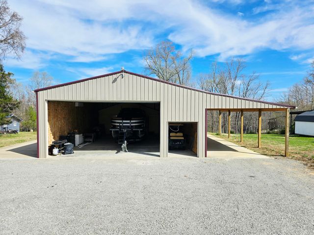 150 Lakeview Circle, Nancy, KY 42544