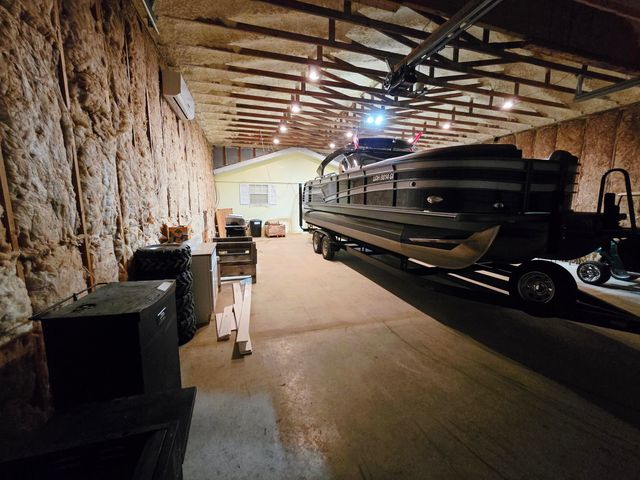 150 Lakeview Circle, Nancy, KY 42544