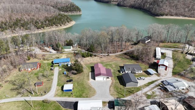 150 Lakeview Circle, Nancy, KY 42544