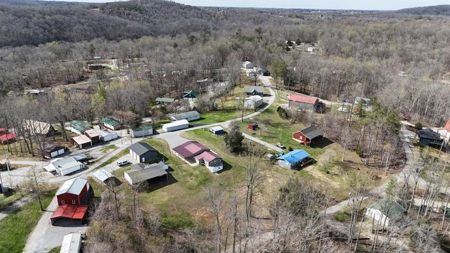 150 Lakeview Circle, Nancy, KY 42544