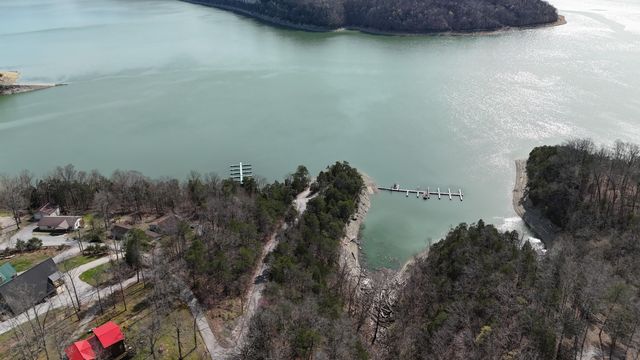 150 Lakeview Circle, Nancy, KY 42544