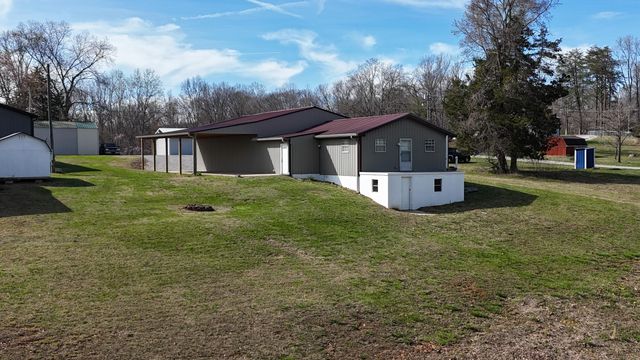 150 Lakeview Circle, Nancy, KY 42544