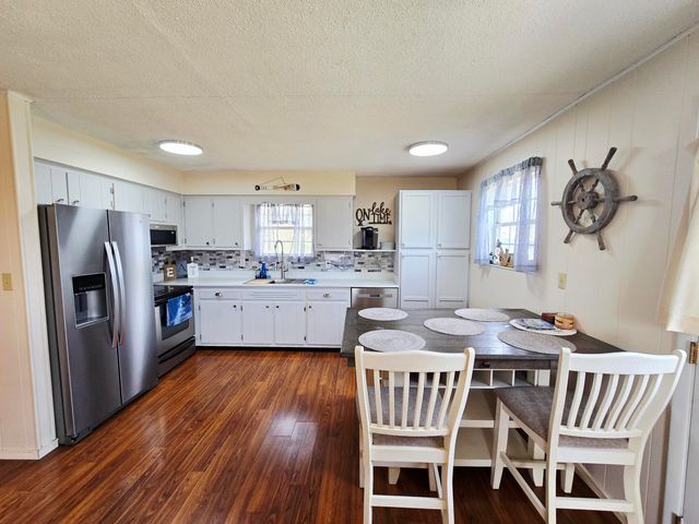 150 Lakeview Circle, Nancy, KY 42544