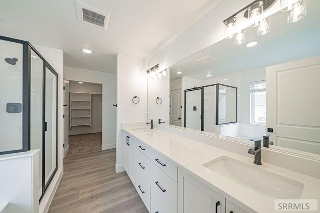 2926 Curlew Drive, Ammon, ID 83401