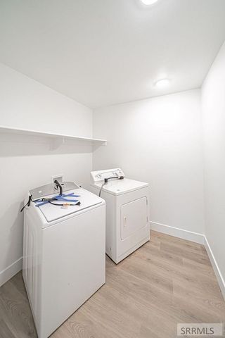 2926 Curlew Drive, Ammon, ID 83401