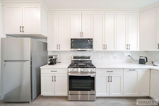 2926 Curlew Drive, Ammon, ID 83401