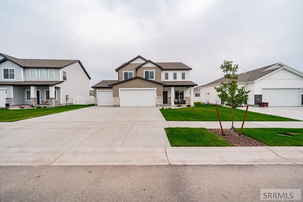 Image 29 of property listing at 2926 Curlew Drive, Ammon, ID 83401