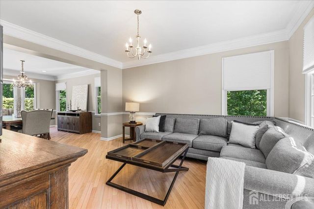 11 Bard Drive, Monroe, NJ 08831
