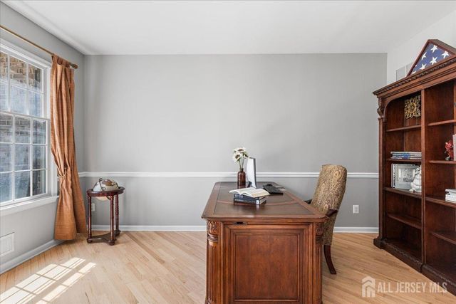 11 Bard Drive, Monroe, NJ 08831