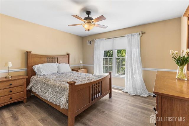 11 Bard Drive, Monroe, NJ 08831