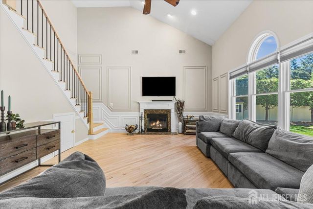 11 Bard Drive, Monroe, NJ 08831