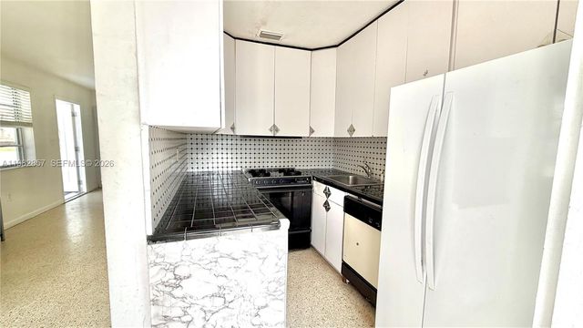 250 E 60th Street, Hialeah, FL 33013