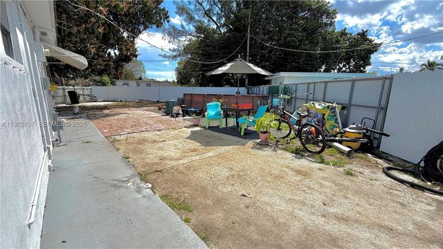 250 E 60th Street, Hialeah, FL 33013