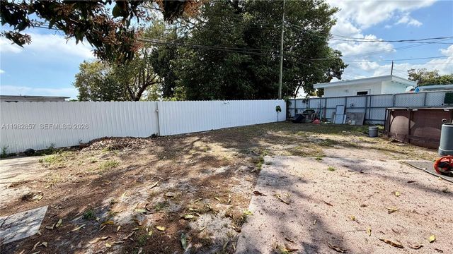 250 E 60th Street, Hialeah, FL 33013