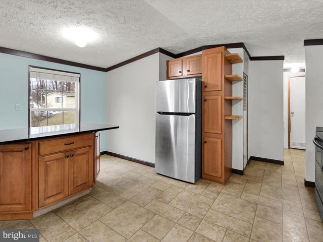 740 LONELY COTTAGE RD, Upper Black Eddy, PA 18972