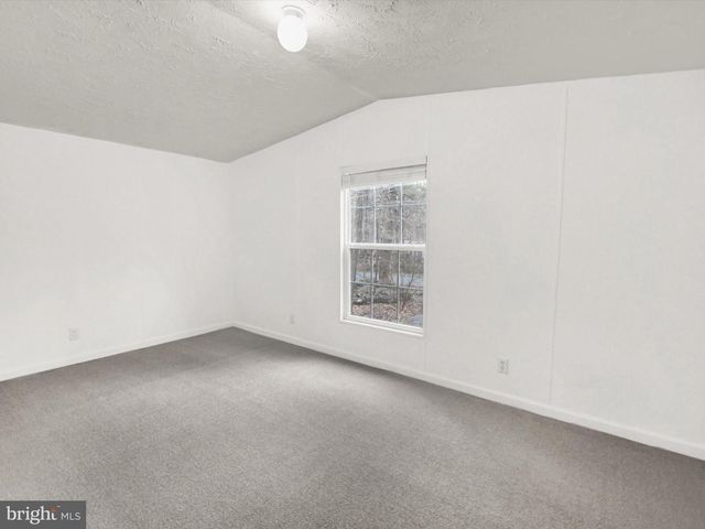 740 LONELY COTTAGE RD, Upper Black Eddy, PA 18972